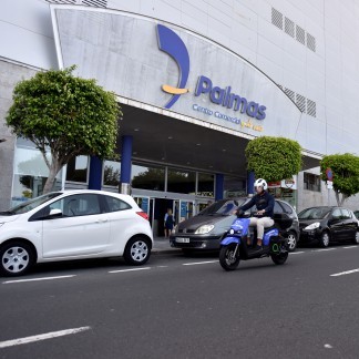 Las motos eléctricas de alquiler llegan al Centro Comercial y de Ocio 7 Palmas
