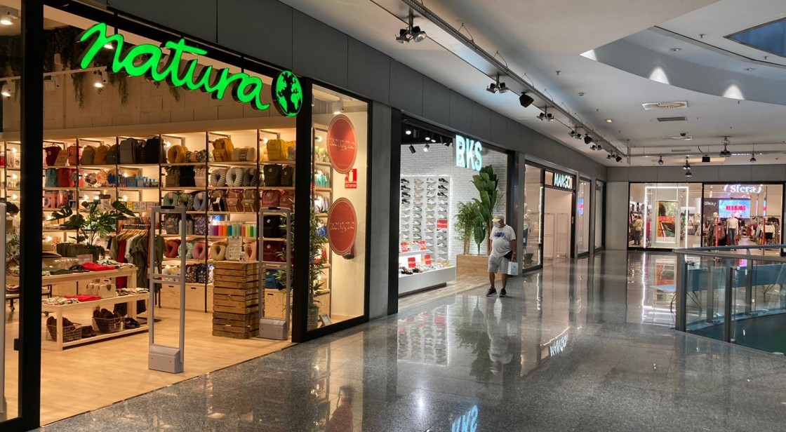 NATURA ESTRENA TIENDA
