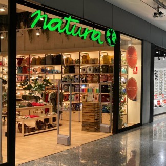 NATURA ESTRENA TIENDA
